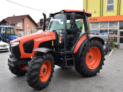 Kubota M5000