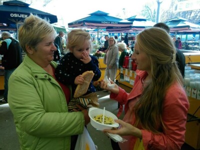 Kuharski show u sklopu programa Gourmet Slavonija, Baranja i Srijem Kuharski show u sklopu programa Gourmet Slavonija, Baranja i Srijem