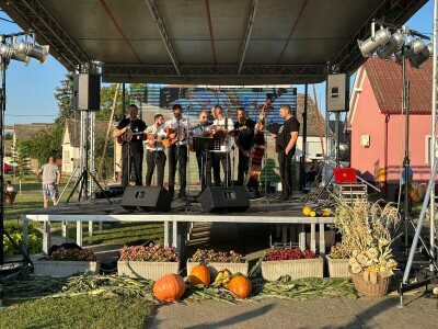 Kukuruzijada 2024. u Čepinskim Martincima Kukuruzijada 2024. u Čepinskim Martincima