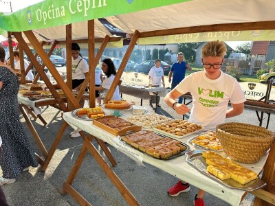 Kukuruzijada 2024. u Čepinskim Martincima Kukuruzijada 2024. u Čepinskim Martincima