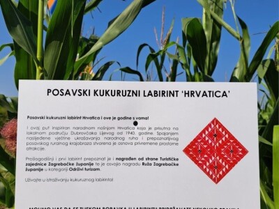 Kukuruzni labirint u Dubrovčaku Lijevom kod Ivanić-Grada