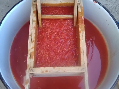 Kuvanje i spremanje paradajza za zimu