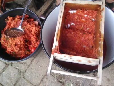 Kuvanje i spremanje paradajza za zimu