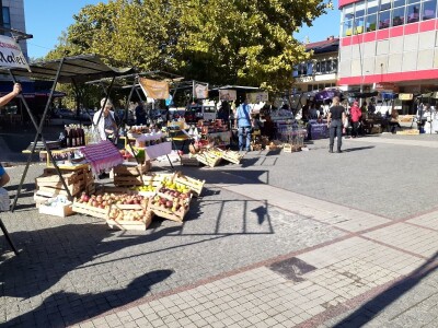 Kvalitet kupcima, opstanak voćarima