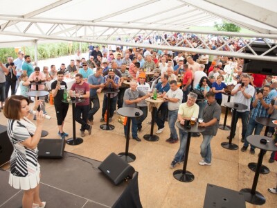 Posjetitelje je zabavljala Neda Ukraden