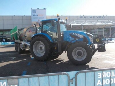 Izložba Landini poprivrednih strojeva