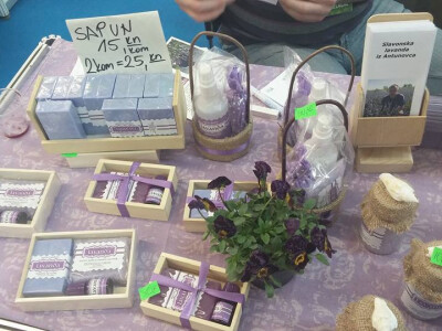 pakiranja na štandu