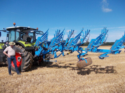 Detalj s prezentacije Lemken plugova Detalj s prezentacije Lemken plugova