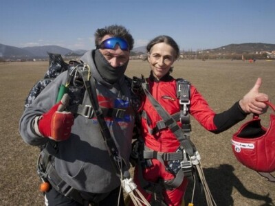 Letački padobranski tandem prvi slijeva Saša Manojlović