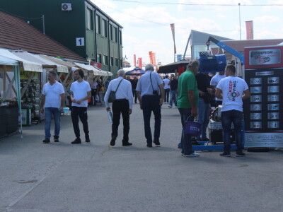 Lijepo vrijeme i dobra ponuda privukli brojne posjetitelje na Bjelovarski sajam