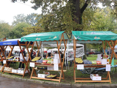 Štandovi Frutarije iz Lipika