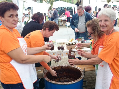 Udruga Lido - domaći pekmez od šljiva