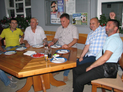 Načelnik opštine sa društvom