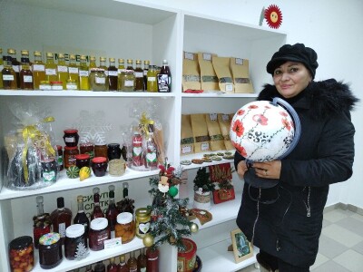 Ljiljine novogodišnje dekoracije od prirodnih i recikliranih materijala