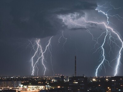 Lovac na oluje Lovac na oluje