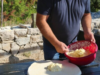 LUKA I IGARA: S jednim prisnacem nahranili 50 ljudi