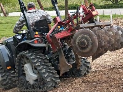 Traktor Antonio Carraro Mach 4