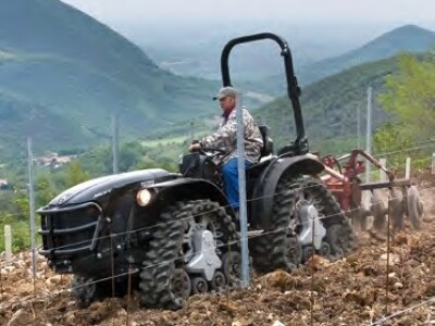 Traktor Antonio Carraro Mach 4