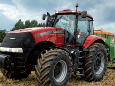 Traktor Case Magnum EP