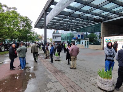 Majski protesti u Novom Sadu