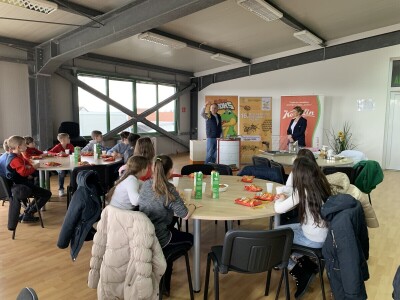 Mala škola pčelarstva