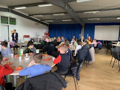 Mala škola pčelarstva