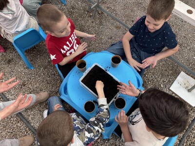 Mali vrtlari s velikim porukama