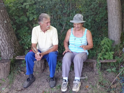 Odmorište u voćnjaku Odmorište u voćnjaku