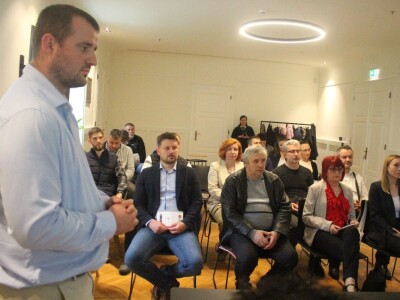 Mangulice - okrugli stol Mangulice - okrugli stol