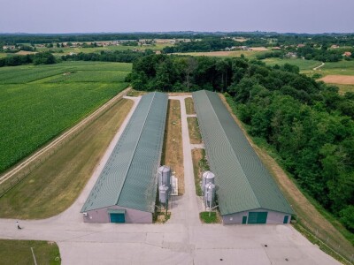 Marijan Škvorc iz Dragoslavec Brega za grijanje farme pilića koristi – ukapljeni naftni plin