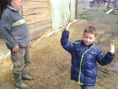 Dragutinu društvo pravi 6.-godišnji sin Matija