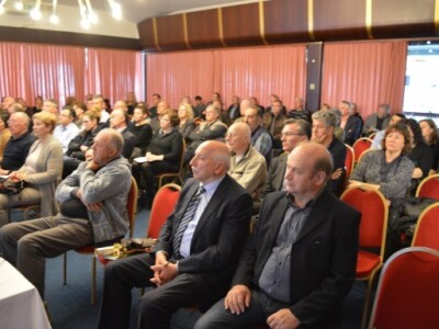 Nakon loše maslinarske godine, maslinari s pažnjom upijaju riječi struke Nakon loše maslinarske godine, maslinari s pažnjom upijaju riječi struke