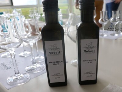 Masline i maslinovo ulje Podruma Vukoje Masline i maslinovo ulje Podruma Vukoje