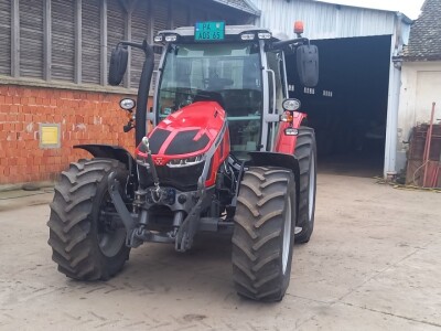 Massey Ferguson 5S.115