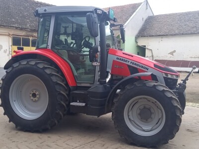 Massey Ferguson 5S.115