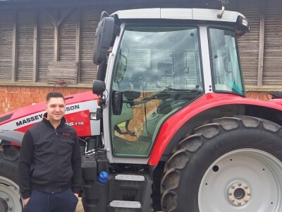 Massey Ferguson 5S.115