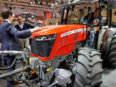 Massey Ferguson 3709WF