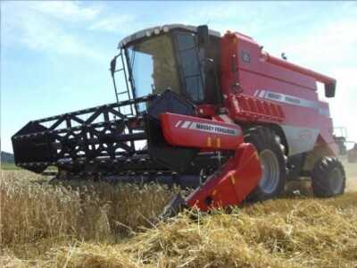Kombajn Massey Ferguson Kombajni MF Activa