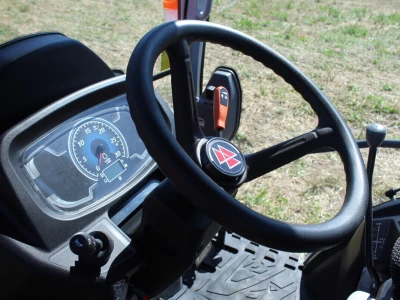 Massey Ferguson serija MF 1M