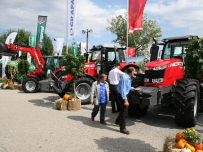 Massey Ferguson traktori