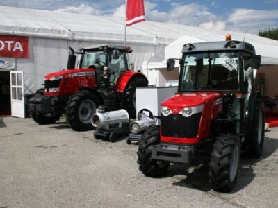 Traktori Massey Ferguson