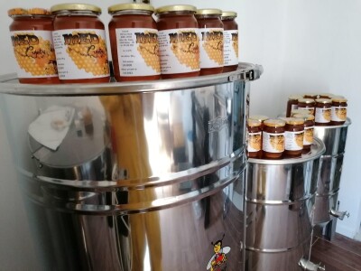 OPG PETAR MATAK - Pripravci od pčelinjeg otrova pomoći će ženama da ostanu vječno mlade?!