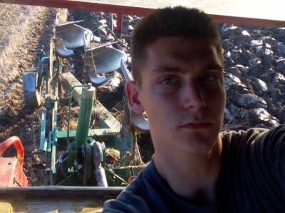 Matej je zaljubljenik u mehanizaciju i konje Matej je zaljubljenik u mehanizaciju i konje