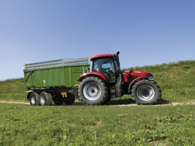 Traktor Case Maxxum