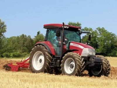 Traktor McCormick MC