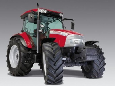 Traktor McCormick MC
