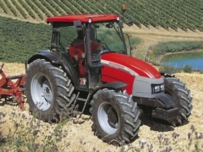Traktor McCormick C-Max