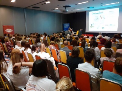 Med u slastičarstvu