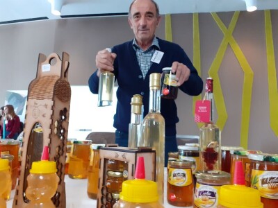 Med u slastičarstvu