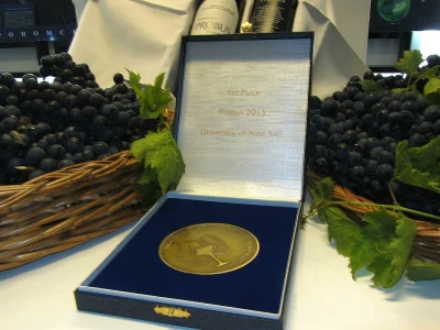 Medalja za najbolje u kategoriji crvenih vina